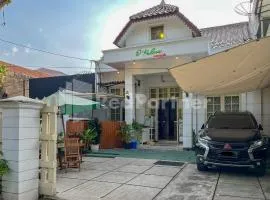 D Palma Near Lokananta Manahan Mitra RedDoorz