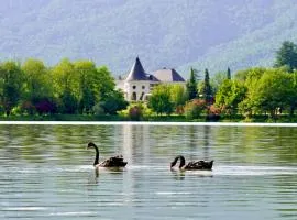 Lopota Lake Resort & Spa、Napareuliのホテル