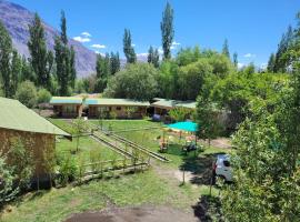 The Sylvan Hut, hotel en Leh