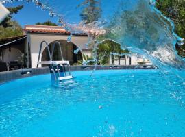 Villa Lido with pool and garden
