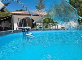 Villa Lido with pool and garden