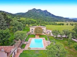 Villa Engardin, un havre de paix au coeur du vignoble, Hotel in La Celle
