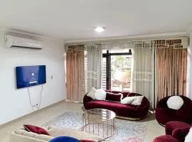 Peaceful 3-BR Hotel Apt Madinaty