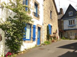 Ravissante maison sur les quais de St Goustan, hotel v destinaci Auray