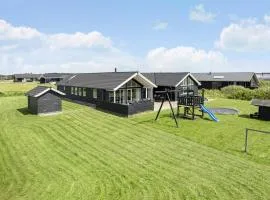 Lovely Home In Løkken With Sauna