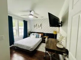 Cozy Bedroom Suites in Beautiful Shared Home