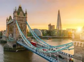 Tower Bridge Rainbow Suites