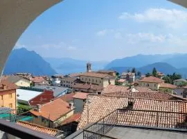 Castello Mountain Lake Iseo Hospitaty