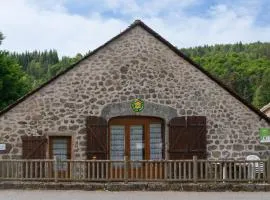 Gites de france 6 personnes a pierrefiche