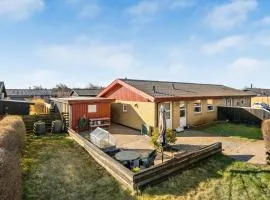2 Bedroom Cozy Apartment In Skagen