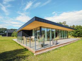 Cozy Home In Sams&oslash; With Wifi, casa de campo em Nordby