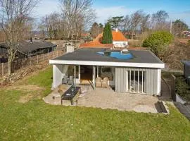 3 Bedroom Lovely Home In Gilleleje