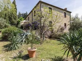 The House , Tuscany and the pool