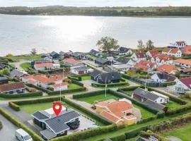 3 Bedroom Nice Home In Hejls