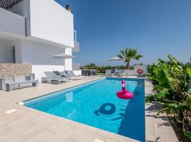 Asteria Pearl Villa 1 with Jacuzzi, hotel in Tigaki