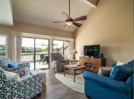 Serene Lakeview Retreat 3BR Villa Beach Access