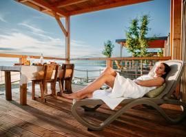 Kotva by Momoland, glamping site in Ružin&aacute;