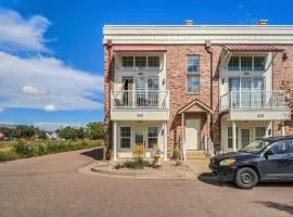 Fully Furnished Downtown Apartment - Pet Friendly!