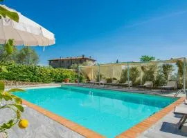 Beautiful Apartment In Lamporecchio