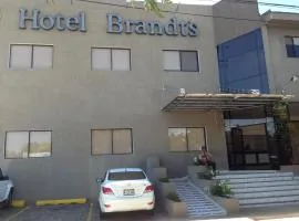Hotel Brandts Ejecutivo Los Robles、マナグアにあるアウグスト・セサル・サンディーノ国際空港 - MGAの周辺ホテル