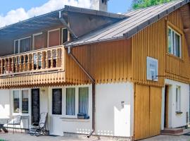 Stunning Home In Rowy With Kitchen, hotel v destinaci Rowy