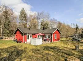 Awesome Home In Hörby With Kitchen