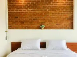 Joy Hotel