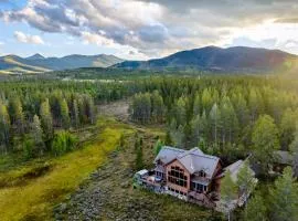 Stagecoach Cabin home