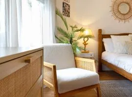 Spacious Brighton Beach studio