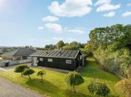 3 Bedroom Stunning Home In Broager