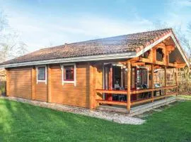 3 Bedroom Cozy Home In Gramsbergen