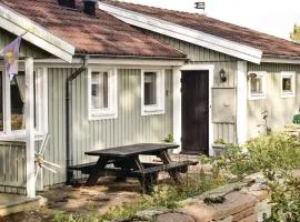 2 Bedroom Lovely Home In Degerhamn