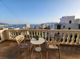 Blue Sea View Apartment