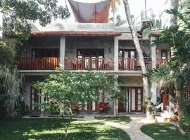 Jamu Surf Lodge
