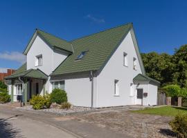 Ferienwohnung Heinrich, hotel v destinaci Kröslin