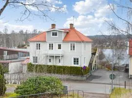 Gorgeous Apartment In Bengtsfors