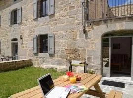 Gite 2 personnes a la ferme lionnet