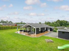 Four-Bedroom Holiday Home In Aabenraa, luxury hotel in Aabenraa