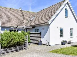 Three-Bedroom Holiday Home In Ystad