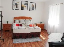 Caro Apartment B