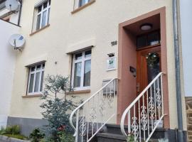 Georgs Ferienhaus, hotel i Zeltingen-Rachtig