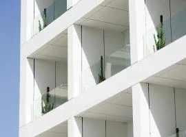 Naos Luxury Hotel