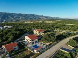 Villa Macanovi dvori with private pool