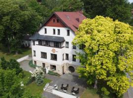 Jasny Dwór、ポラニツァ・ズドルイのホテル