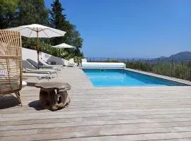 VILLA Provençale Contemporaine VUE MER & PISCINE CHAUFFEE 3 Chambres en-suite