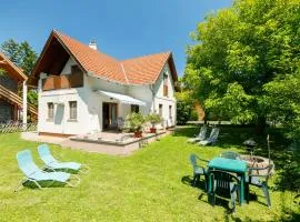 Holiday Home Juglans 1 by Interhome