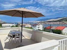 4 Adriatic Apartment Pag