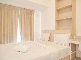 Comfort and Relaxing 2BR (No Kitchen) Tokyo Riverside PIK 2 Apartment By Travelio, hotel in Rawalembang