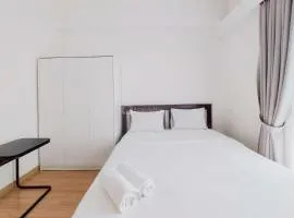 Spacious and Cozy 3BR Sky House BSD Apartment By Travelio