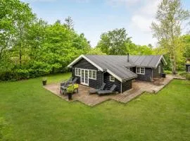 3 Bedroom Amazing Home In Glesborg